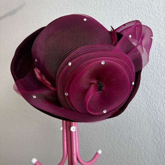 Women's Red Floral Fascinator Hat with Sequins for Wedding - Picture 3 of 6